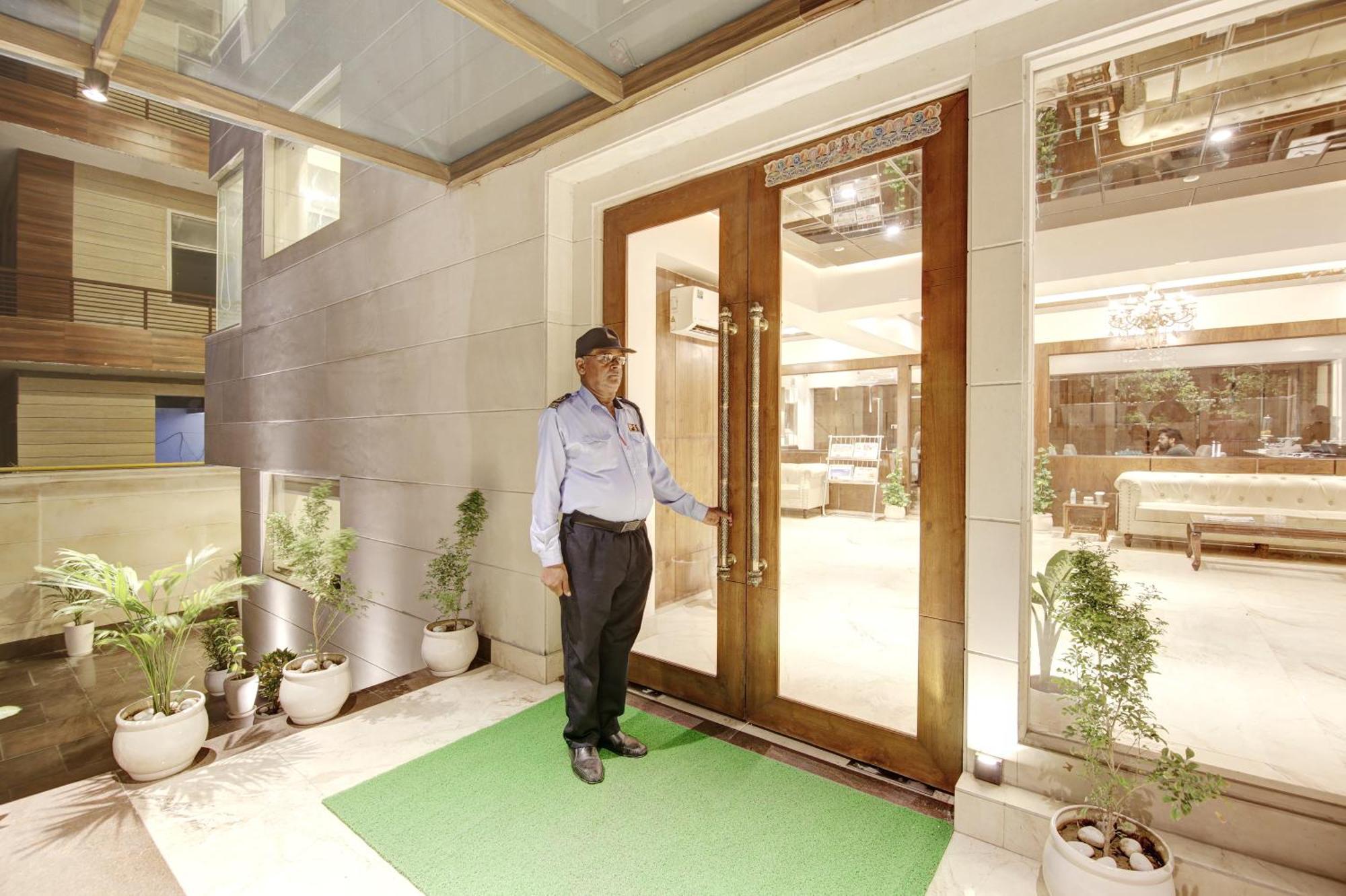 Marks Hotel & Banquet Noida Exterior photo